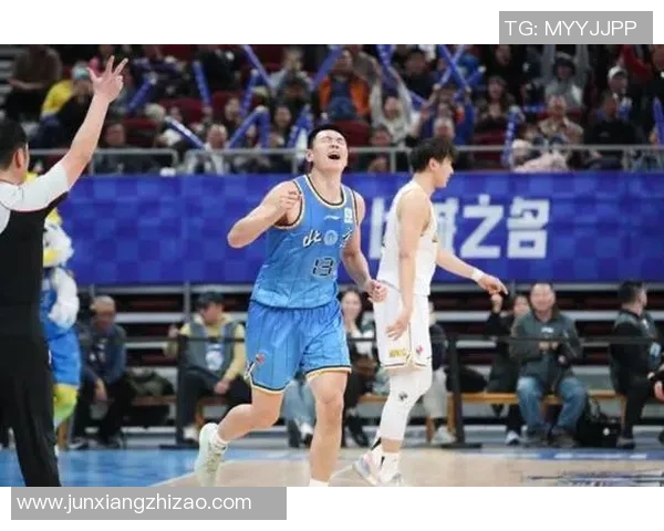 武汉篮球队灵活应变的战术分析与未来发展展望