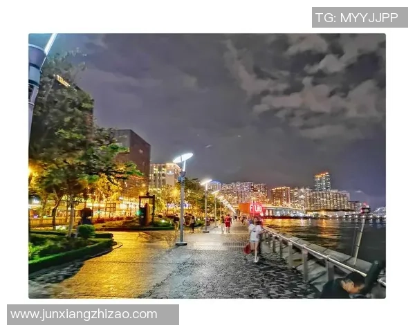 足球明星小瑞的精彩瞬间与个人魅力全景展示